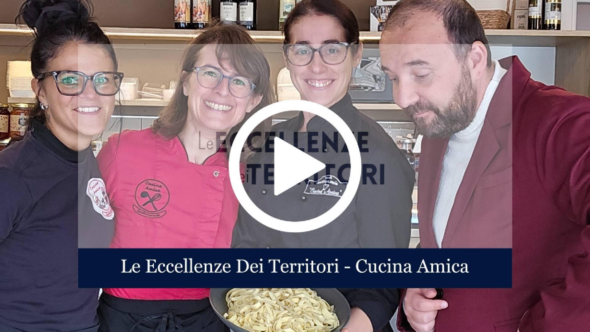 Il Programma TV "Le Eccellenze dei Territori" fa tappa nel piccolo borgo del Saluzzese per raccontare la bella storia di Serena e della sua "Cucina Amica"...