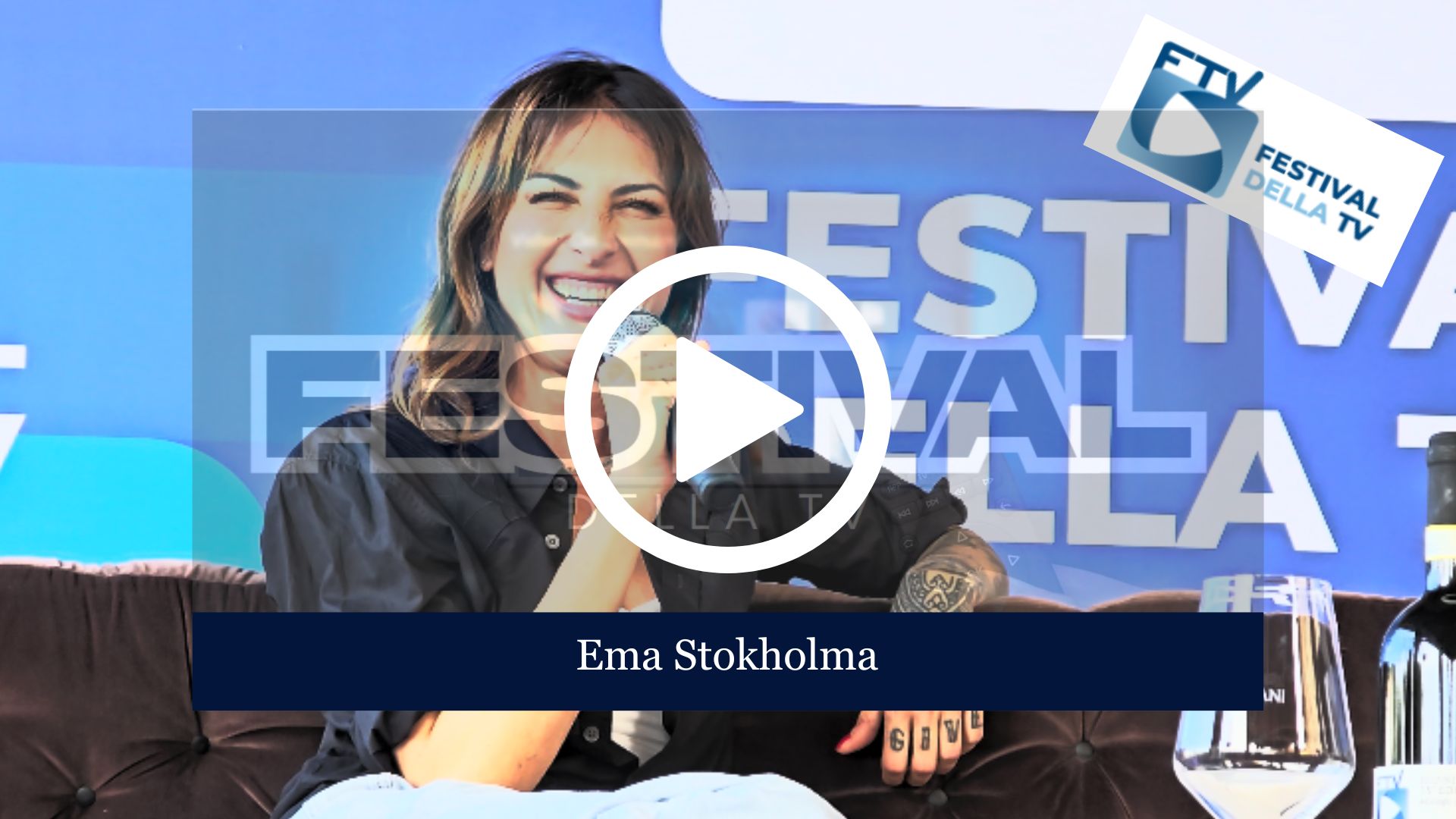 Al Festival Della TV di Dogliani Abbiamo Incontrato Ema Stokholma che ci ha Raccontato molto del suo Percorso Artistico ma anche della sua Persona